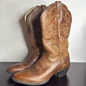 ARIAT WOMEN'S HERITAGE WESTERN WESTERN PERFORMANCE BOOTS - ROUND TOE